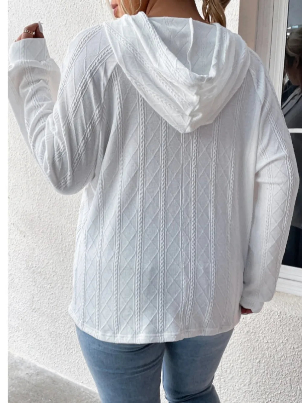 9ee5e1c6-50c5-457e-bff0-2454542dbbcf-Max